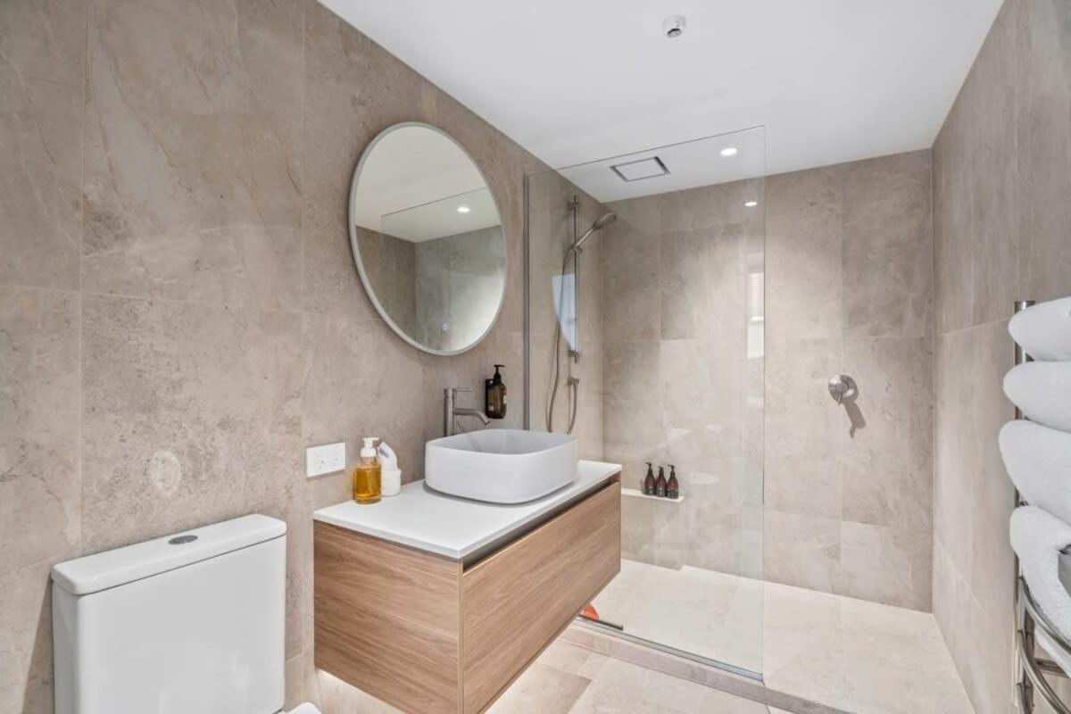 Tranquil Modern Studio Квинстаун Экстерьер фото